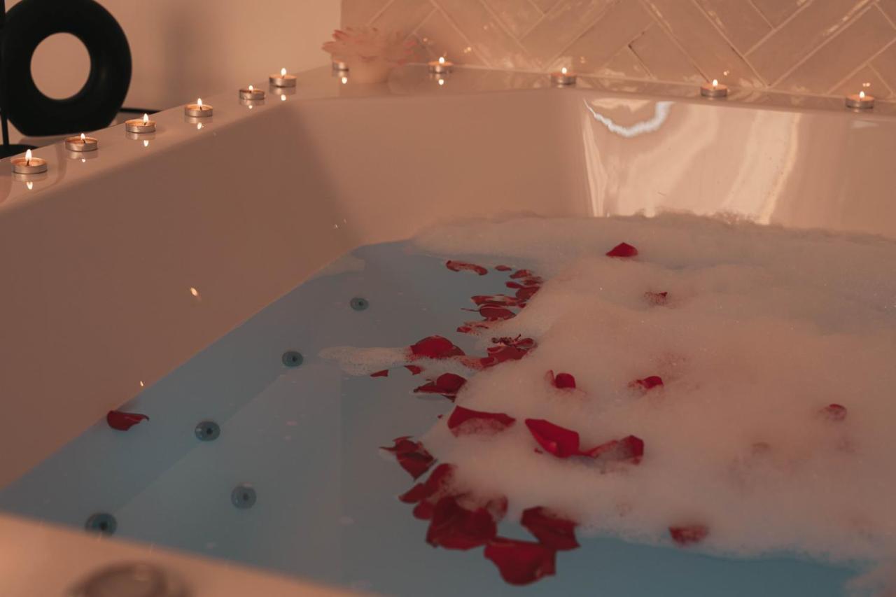 Luxury Jacuzzi Apartment Мостар Экстерьер фото