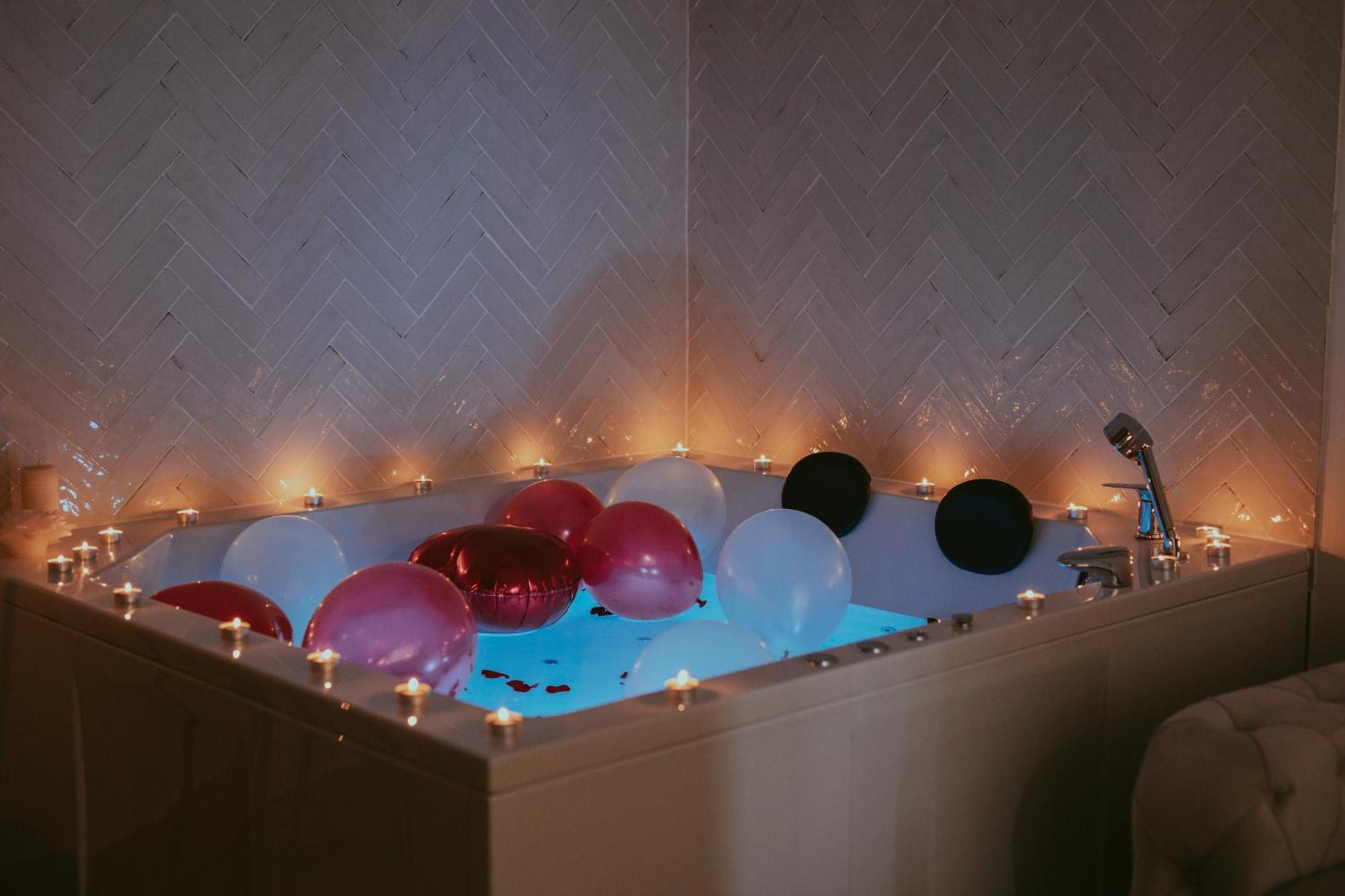 Luxury Jacuzzi Apartment Мостар Экстерьер фото